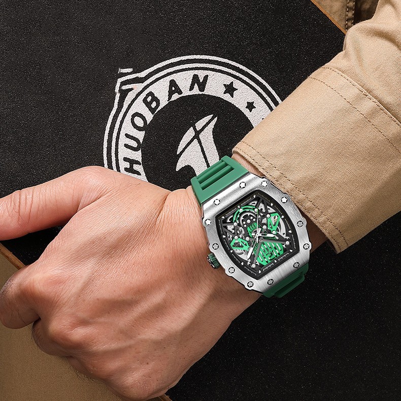 56eac04c-ee7d-45a2-8093-7aef946a125b.jpg Mens Watch Sporty And Stylish