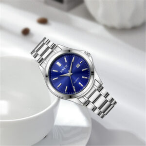 Fashionable Casual Stainless Steel Strap Calendar Quartz Watch